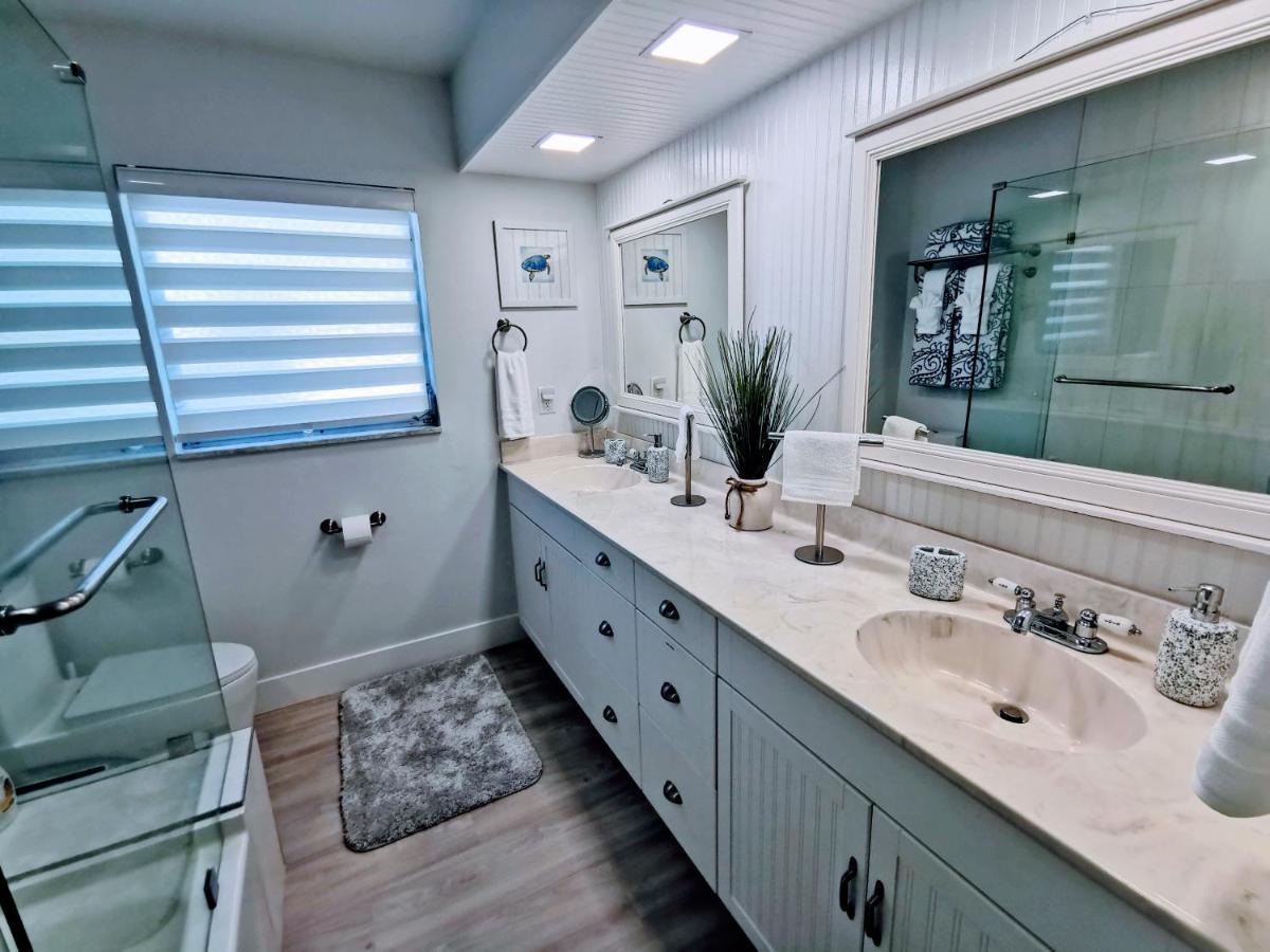 Luxury 3Bd House, Siesta Key Beach サラソータ エクステリア 写真