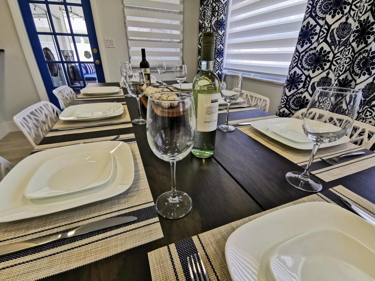 Luxury 3Bd House, Siesta Key Beach サラソータ エクステリア 写真